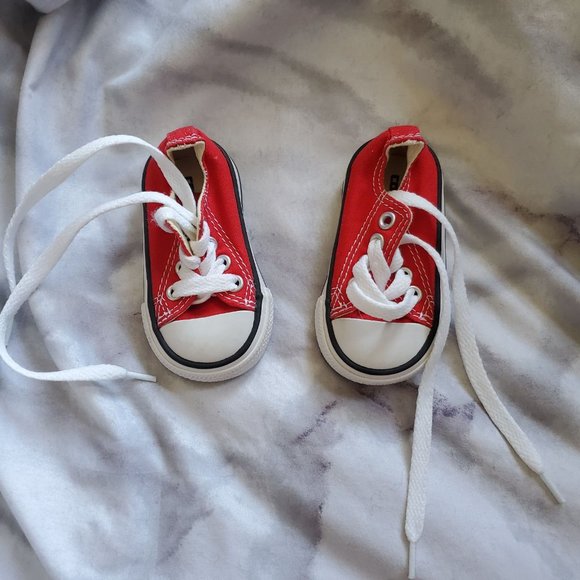 red converse size 2